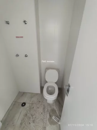Imagem Apartamento com 230m² em Moema encontre o maior estoque Cyrela na Zona Sul! Explore em www.fmsimoveis.com.br