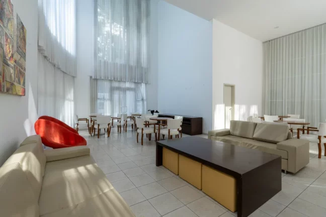 Imagem Apartamento à venda em São Paulo, Jardim Fonte do Morumbi, com 2 quartos, 210m2