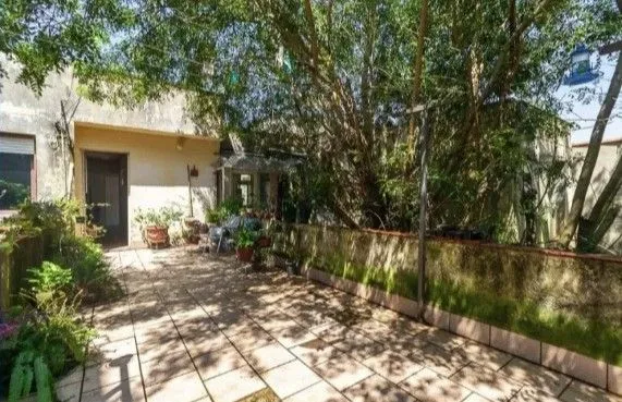 Imagem Casa para Venda - 115m², 3 dormitórios, 1 vaga - Petrópolis