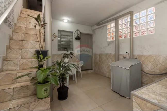 Imagem "Casa Encantadora em Jurubatuba, Pronta Para Morar"