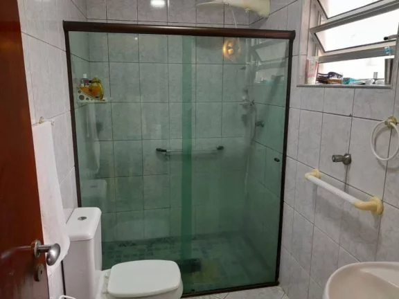 Imagem Sobrado com 3 dormitórios à venda, 180 m² por R$ 750.000,00 - Jardim Quietude - Praia Grande/SP