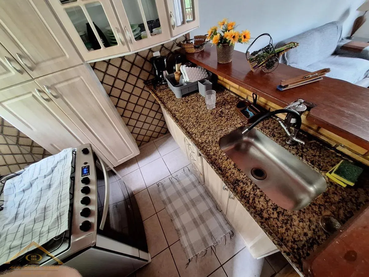 Imagem Casa em Condomínio para Venda em Cabo Frio / RJ no bairro Peró