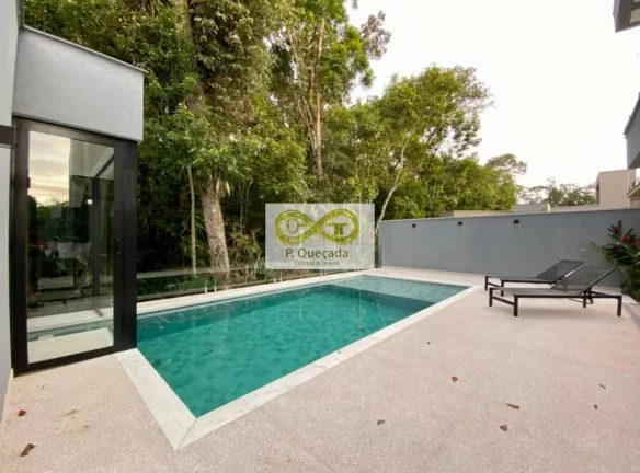 Imagem Venha conhecer essa incrível casa com 5 quartos sendo 5 suítes, totalizando 330,00 m2 de área!