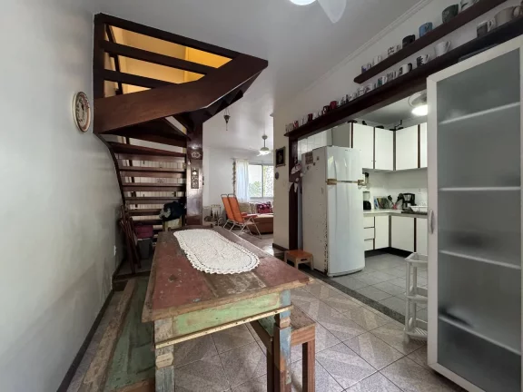 Imagem Casa com 3 dormitórios na Praia das Toninhas
