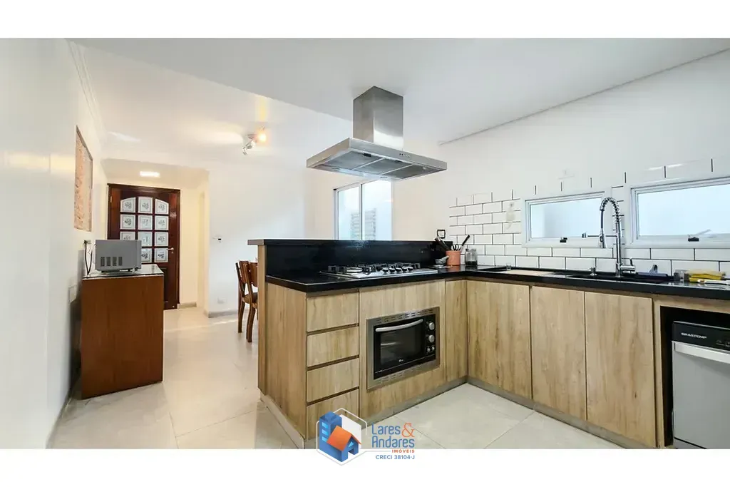 Foto do imóvel Casa à venda 5 Quartos 1 Suite 2 Vagas 171M² Jaguaré São Paulo - SP em Rua Bartolomeu de Ribeira