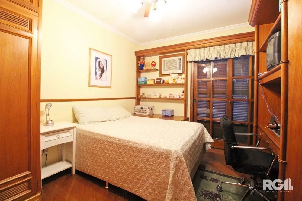 Imagem CASA 4 DORMITÓRIOS A VENDA, NA CHÁCARA DAS PEDRAS .