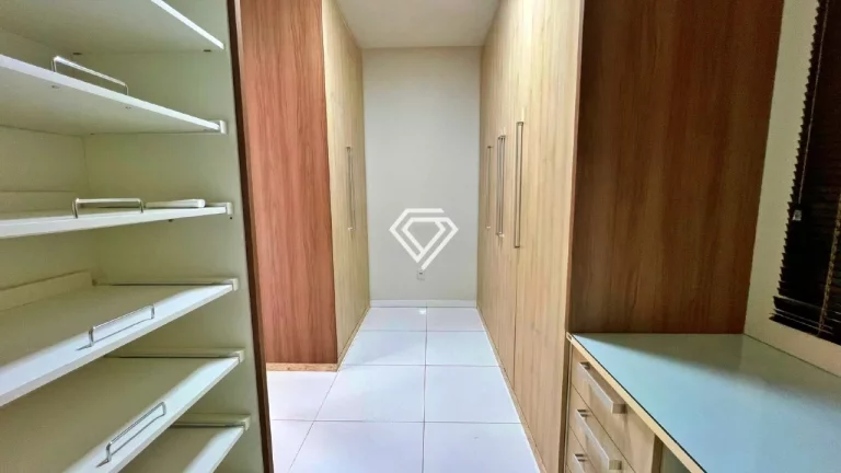 Imagem Casa 4 quartos – 205 Sul