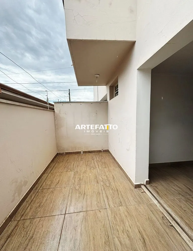 Imagem Casa com 3 dormitórios no bairro Jardim Boa Esperança