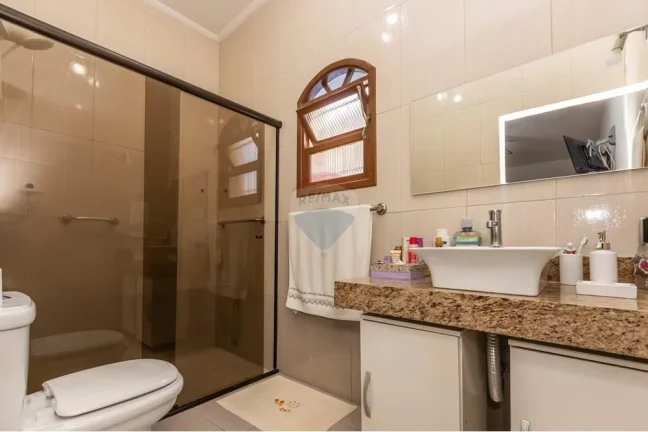 Imagem Casa Térrea 300m² 3 Dormitórios 5 Vagas com jardim e Área Gourmet Edícula
