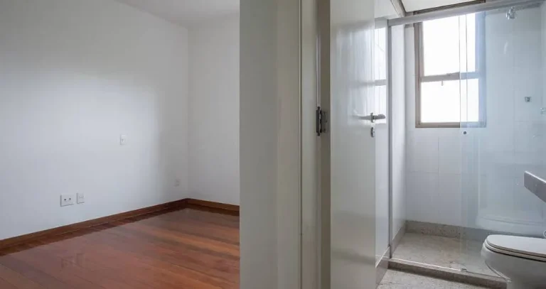 Imagem Apartamento com 227 m² • 4 suítes • 5 vagas de garagem • Lazer BELVEDERE!!!