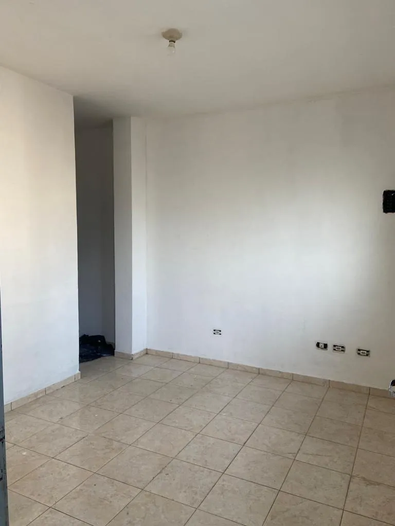 Imagem Galpão 498m² Comercialna Zona Industrial de Sorocaba/SP.