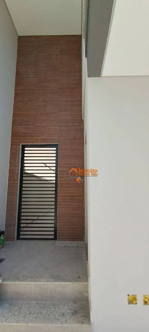 Imagem Sobrado com 3 dormitórios à venda, 100 m² por R$ 700.000,00 - Parque Flamengo - Guarulhos/SP