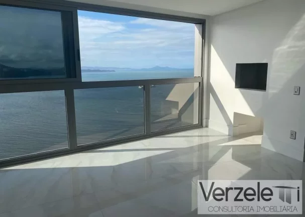 Imagem Frente ao Mar para Venda em Balneário Camboriú / SC no bairro Centro