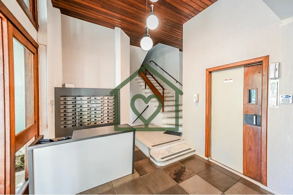 Imagem Descubra este magnífico apartamento de luxo à venda em Porto Alegre, no alto da Av Cabral e no cor...