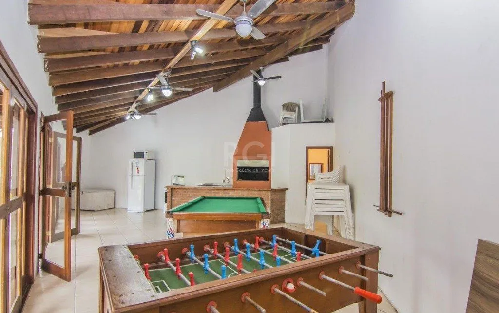 Imagem Casa em Condomínio, 131m², 2 dormitórios, 1 vaga no bairro Cavalhada