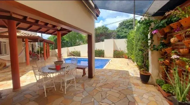 Imagem Lindo sobrado no condomínio Terras do Caribe em Valinhos - SP