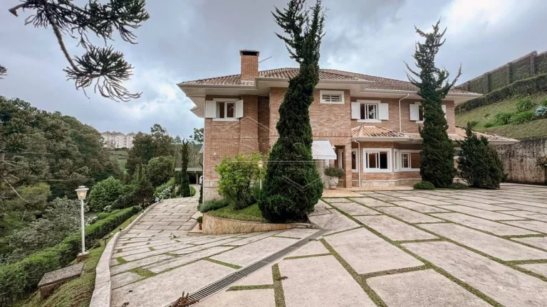 Imagem Casa de Condomínio em Campos do Jordão