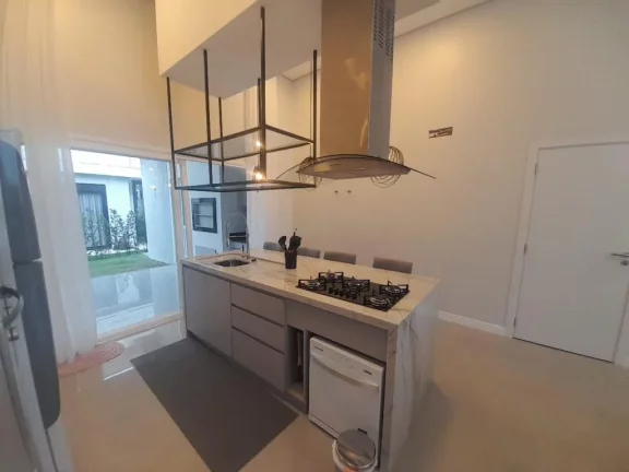 Imagem Casa em Condominio 3 Dormitórios - Bairro Arroio Teixeira
