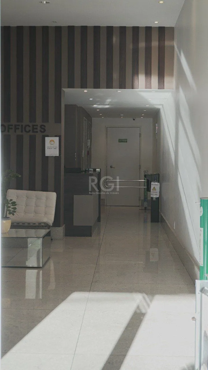 Imagem Conjunto/Sala para Venda - 47.55m², 0 dormitórios, Menino Deus