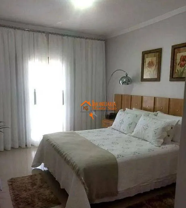 Imagem Sobrado com 4 dormitórios à venda, 200 m² por R$ 950.000 - Jardim Paraventi - Guarulhos/SP