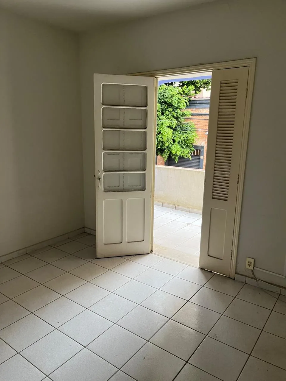 Imagem Imóvel Comercial no Centro de Sorocaba com 5 Salas e Varanda