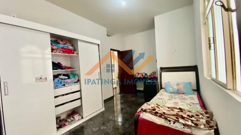 Imagem Casa ampla e bem localizada à venda no bairro Iguaçu ? Ipatinga