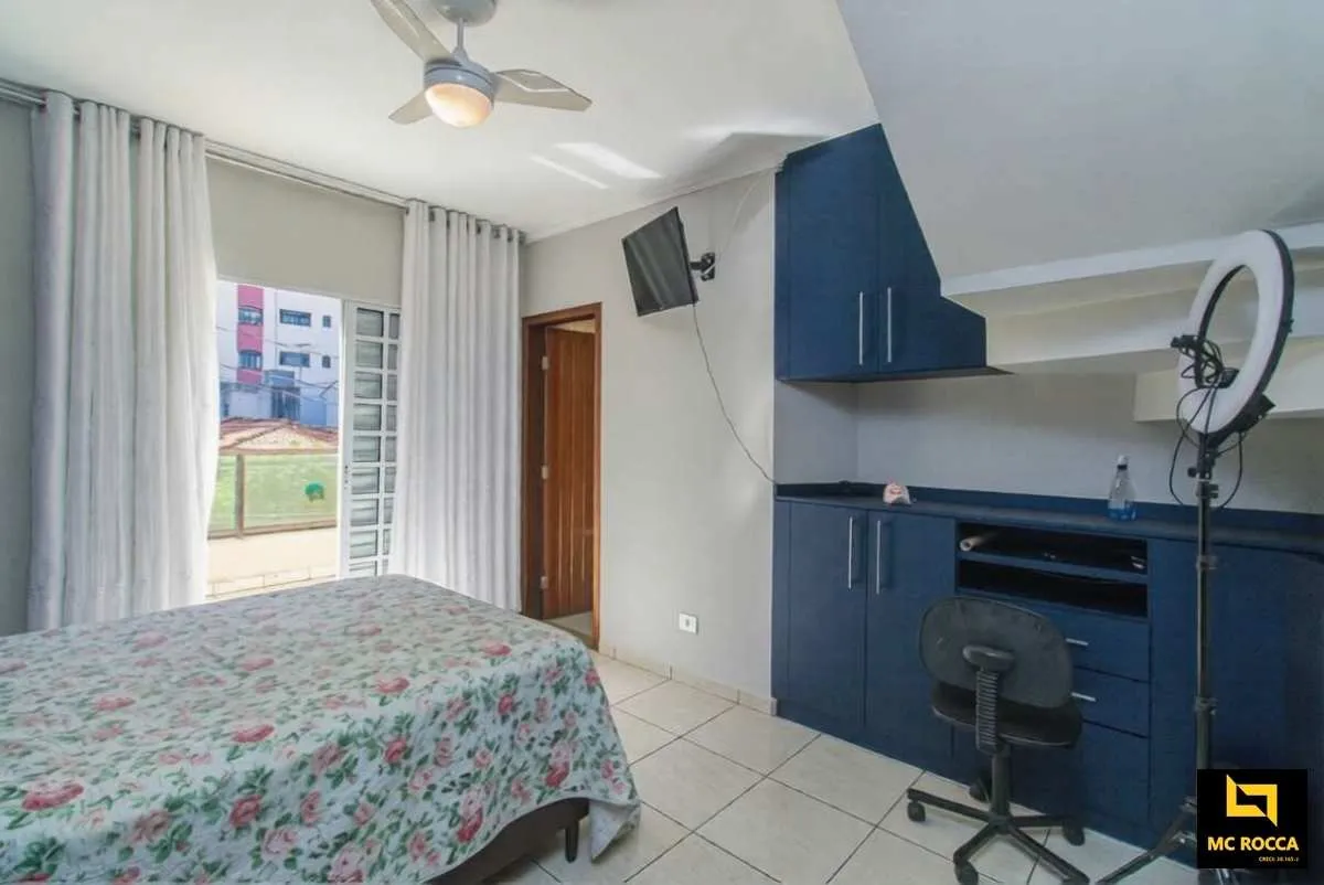 Imagem Sobrado 3 dormitórios + casa - Rudge Ramos - São Bernardo do Campo