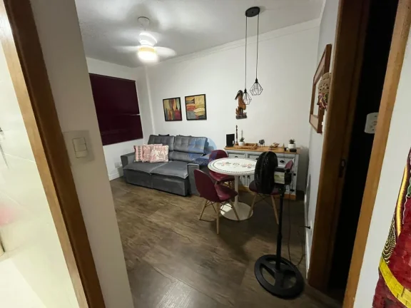 Imagem Ótimo apartamento a venda em Santos no Gonzaga av. da praia.
