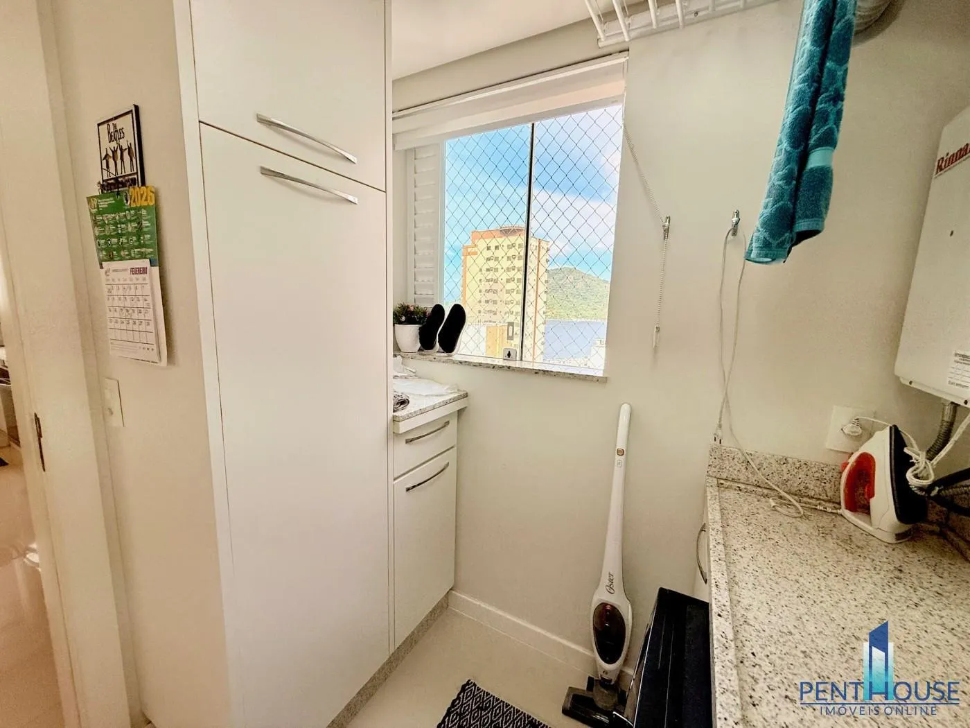 Imagem Apartamento Quadra Mar para Venda em Balneário Camboriú, CENTRO, 3 dormitórios, 3 suítes, 4 banheiros, 4 vagas