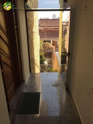 Imagem CASA ASSOBRADADA PARA VENDA NA VILA ROQUE