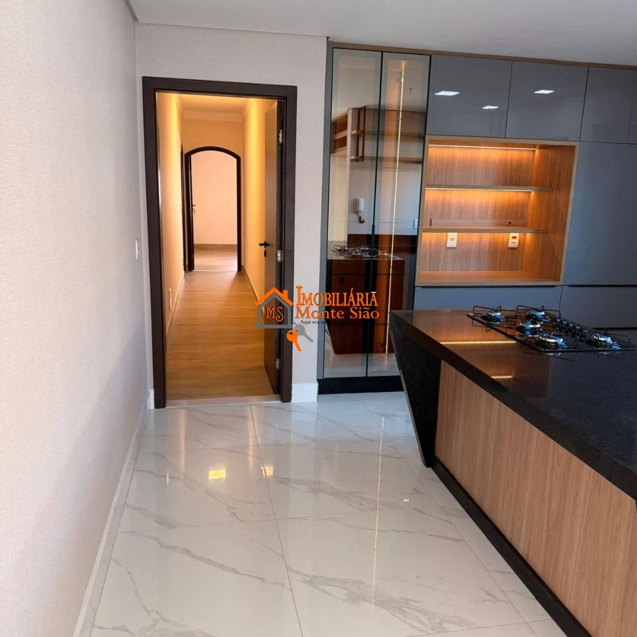 Imagem Sobrado com 4 dormitórios à venda, 400 m² por R$ 1.690.000,00 - Vila Rosália - Guarulhos/SP