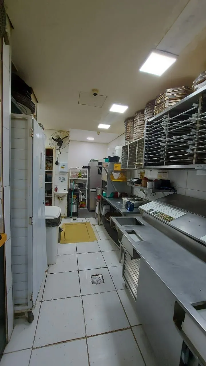Imagem ESPAÇO COMERCIAL PIZZARIA LOCADO C/ EXCELENTE RENDIMENTO