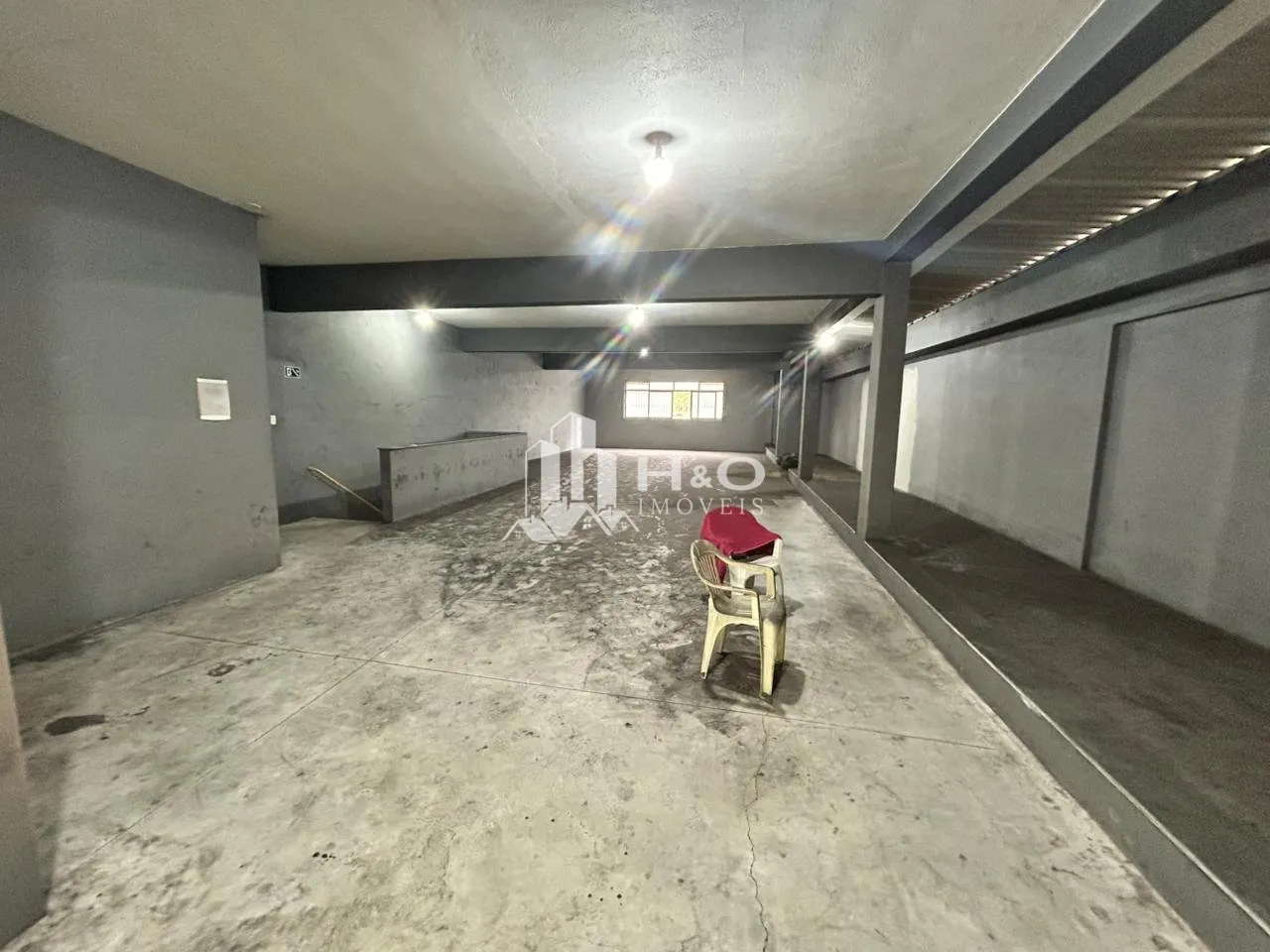 Imagem Galpão 300m² à Venda - Pé Direito Alto, Estrutura Robusta e Localização Estratégica - Parque do Carmo - R$ 1.500.000