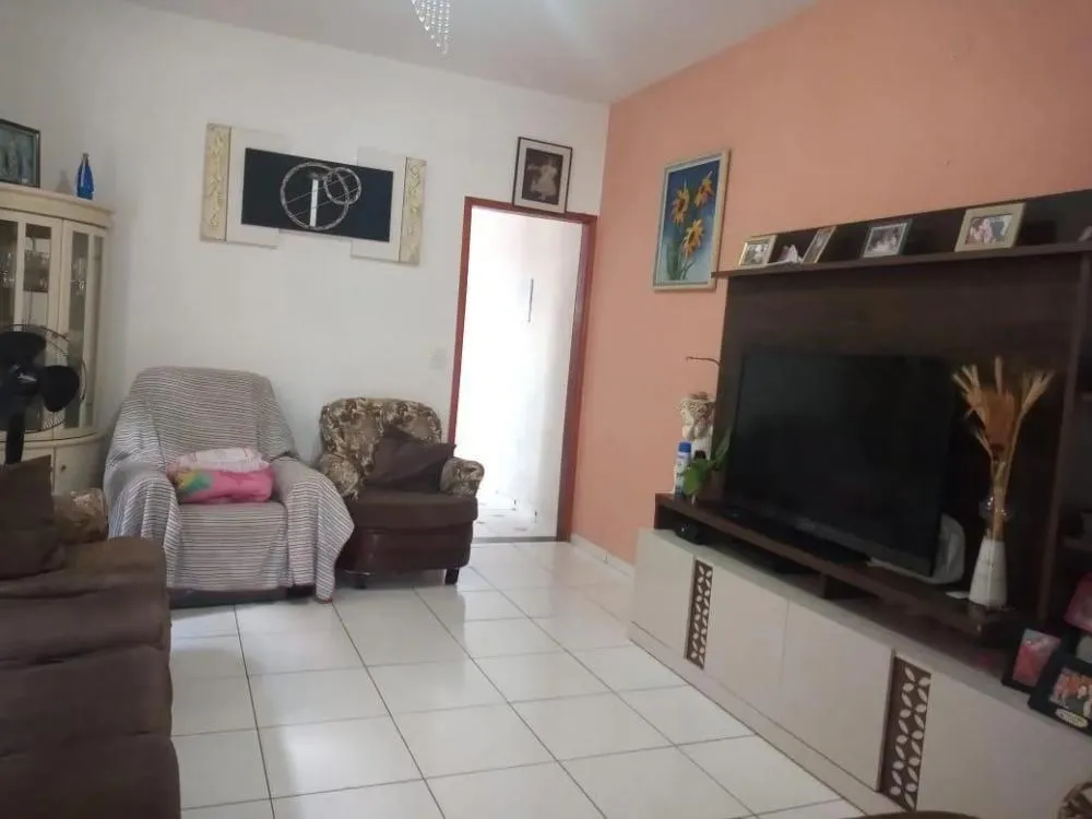 Imagem VENDO OU TROCO CASA NO BAIRRO JARDIM ELIANA - SP