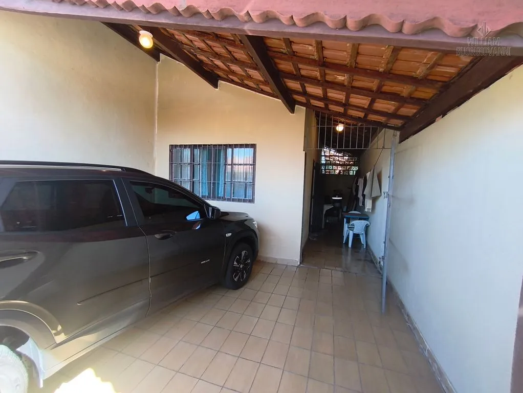 Imagem Casa Semi-Isolada no Caiçara| 2 Dormitórios| 2 Vagas|800m da Praia|R$ 430 Mil