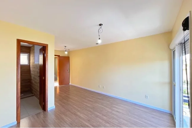 Imagem Casa para venda no bairro Hípica em Porto Alegre