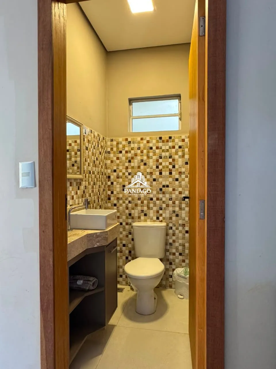 Imagem Sobrado de Alto Padrão com 3 Quartos, Piscina e Espaço Gourmet