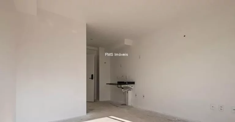 Imagem Studio à venda em Pinheiros, com 1 quarto, 1 banheiro, 24m² de área.