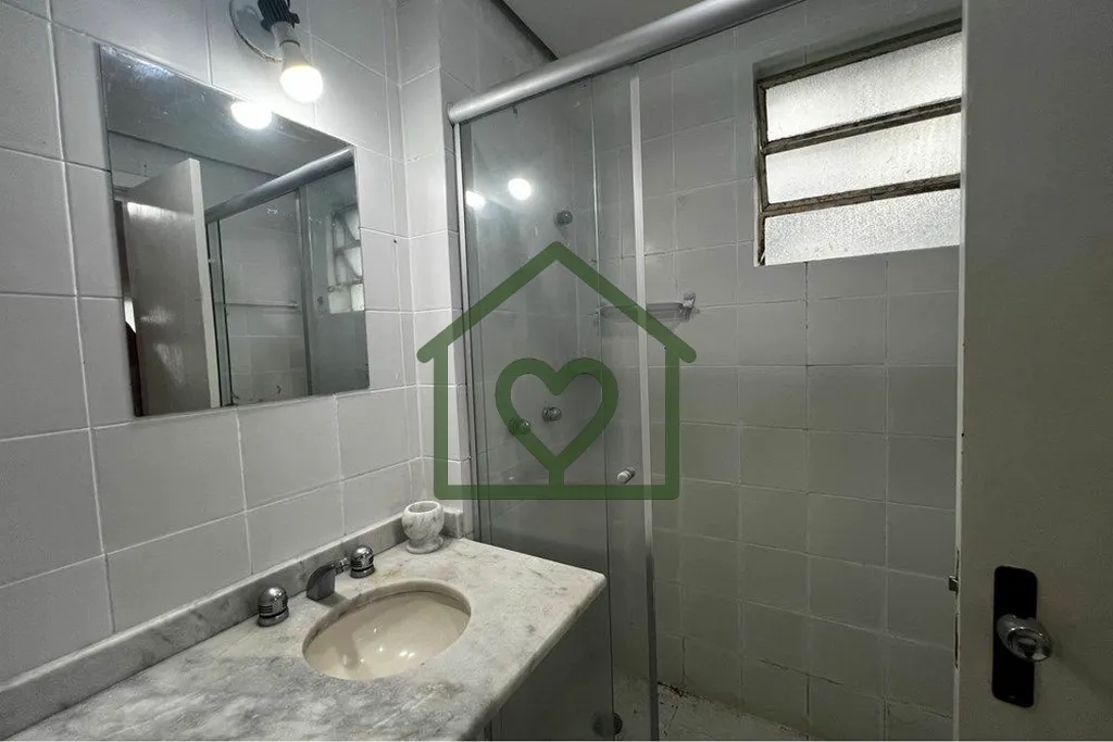 Imagem Descubra o conforto e a praticidade deste encantador apartamento à venda em Azenha, Porto Alegre, l...