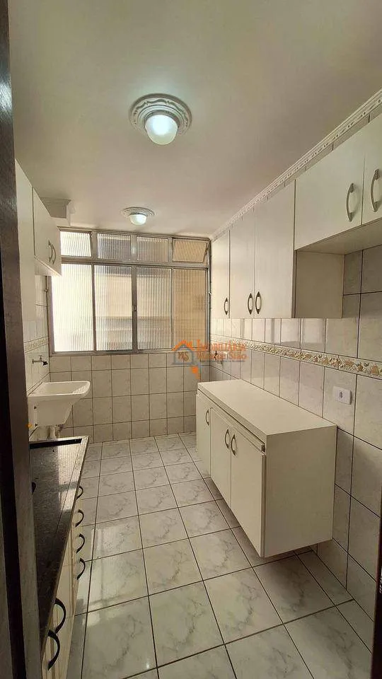 Imagem Apartamento com 2 dormitórios à venda, 50 m² por R$ 240.000,00 - Centro - Guarulhos/SP