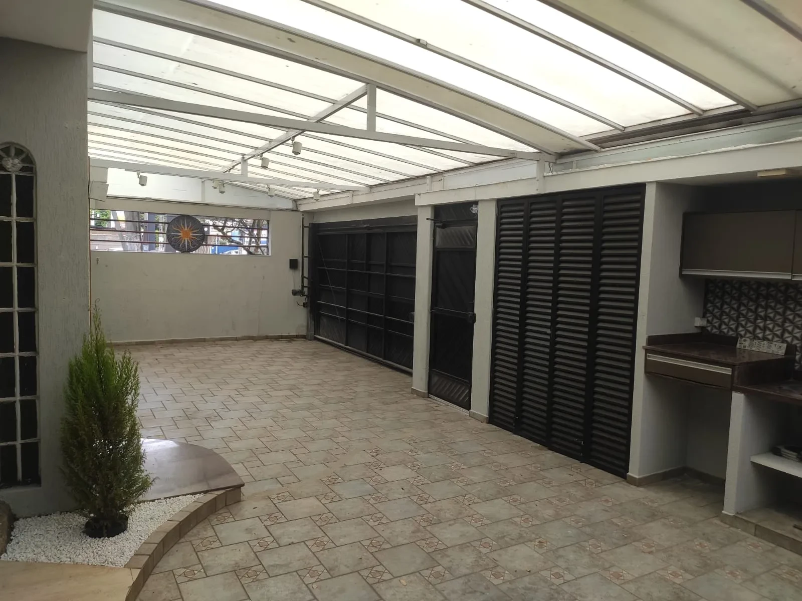 Imagem Casa com 3 Quartos para Alugar, 220 metros em Gonzaga - Santos