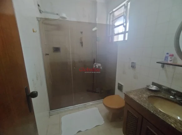 Imagem Apartamento com 3 dormitórios, 1 suíte, dependência completa e 2 vagas no bairro Ponta da Praia em Santos por R$680.000,00