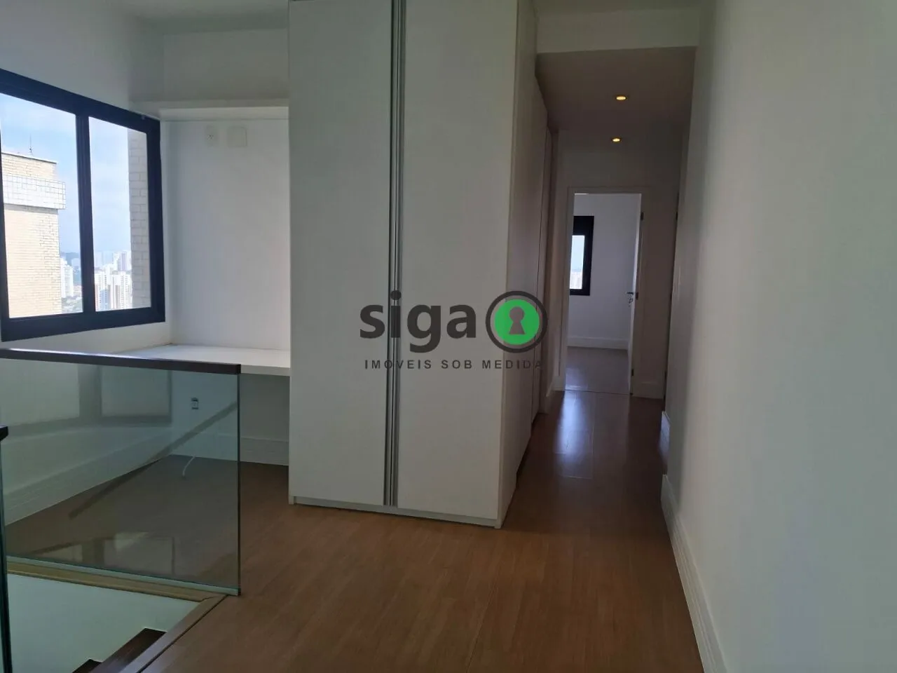 Imagem Cobertura de Luxo no Condomínio Villagio Panamby, Sofisticação, Conforto e Vista Deslumbrante