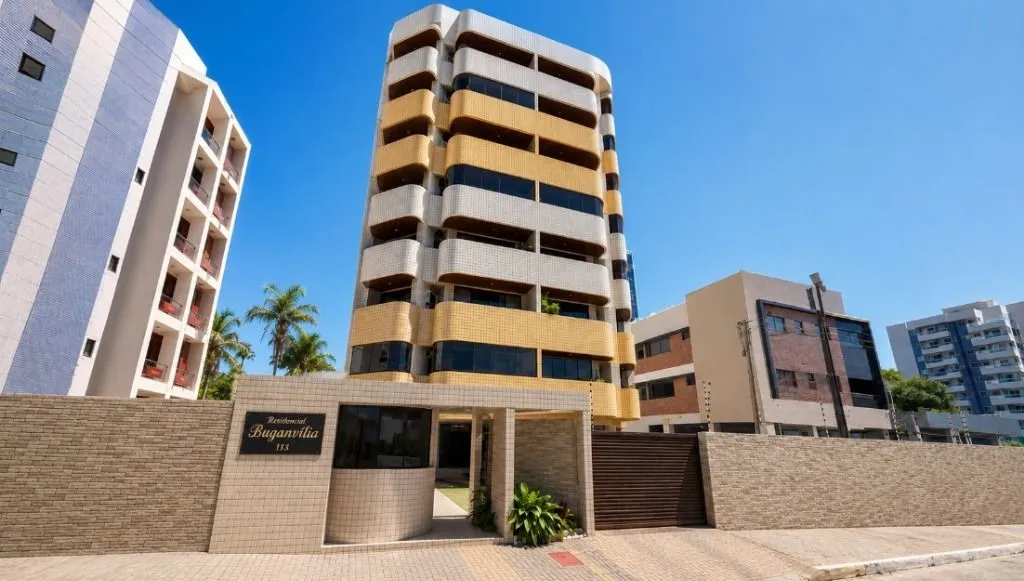 Foto do imóvel Apartamento de 130m² no Bessa, com 4 quartos, 2 suítes, 2 vagas, piscina e a apenas 3 quadras do mar no Caribessa.
