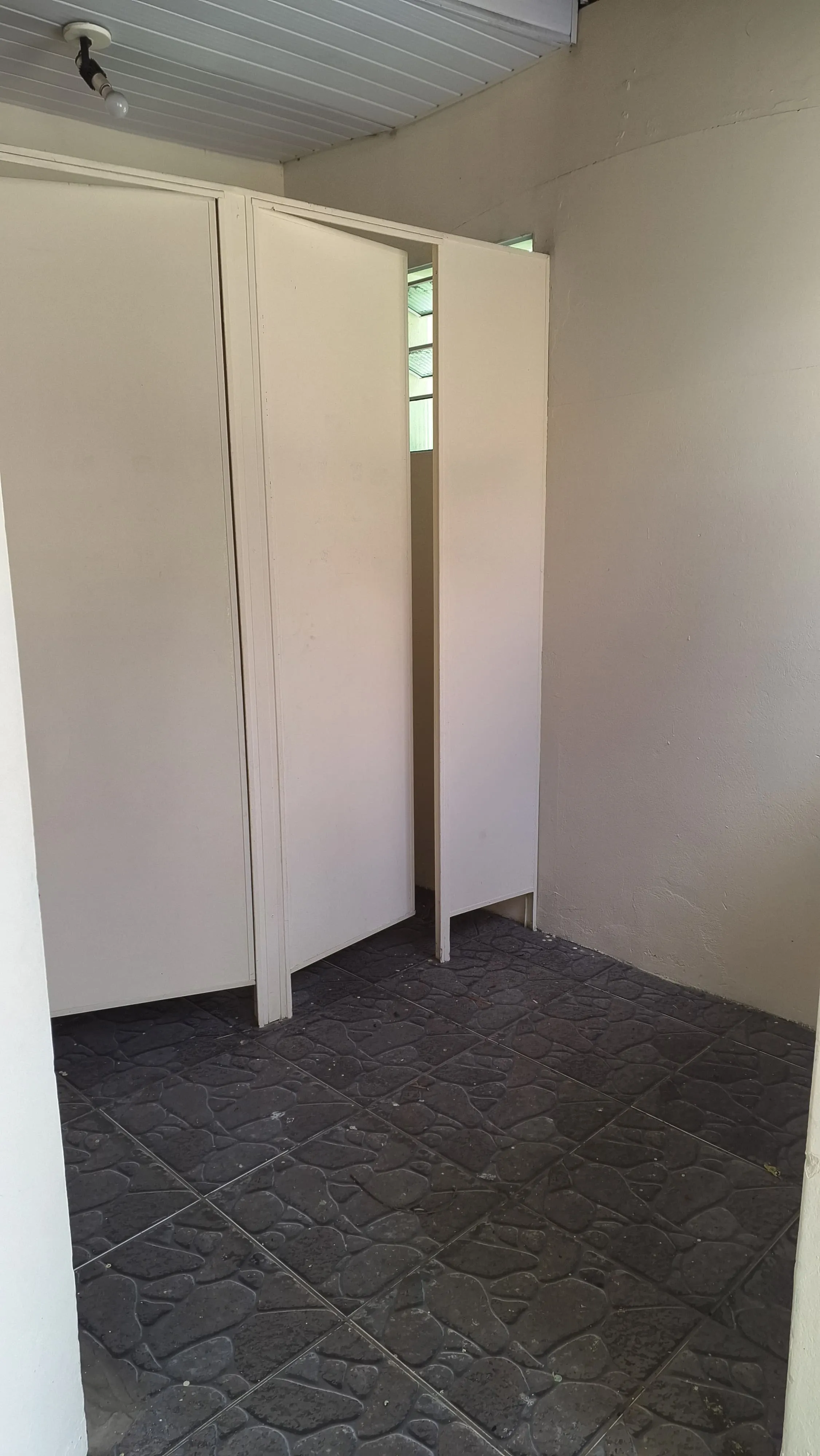 Imagem Sobrado com 3 Quartos à venda, 310m² - Jardim Icatu
