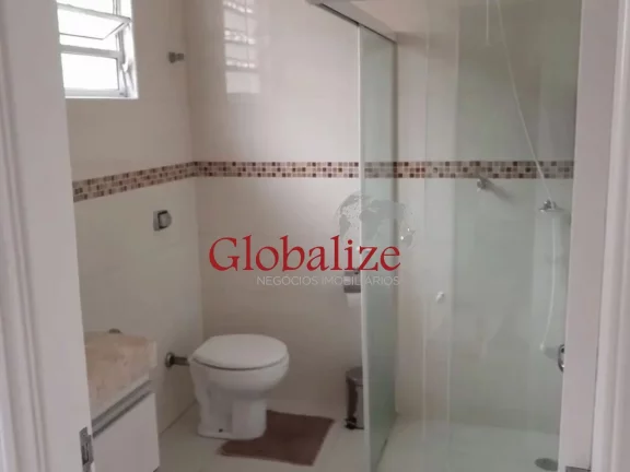 Imagem Sobrado à venda com 130m², 2 quartos, 2 banheiros, 2 vagas, churrasqueira por R$1.030.000,00 no Marapé em Santos