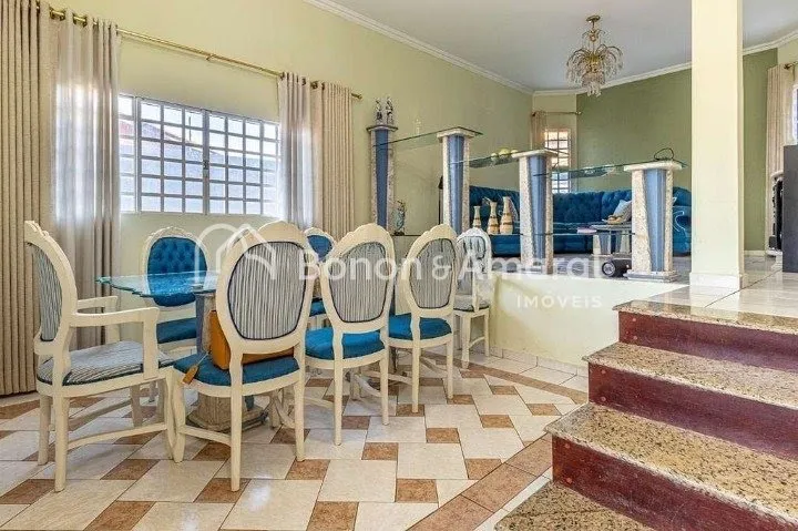 Imagem Casa sobrado à venda no Parque Alto Taquaral, bolsão próximo ao Shopping Dom Pedro