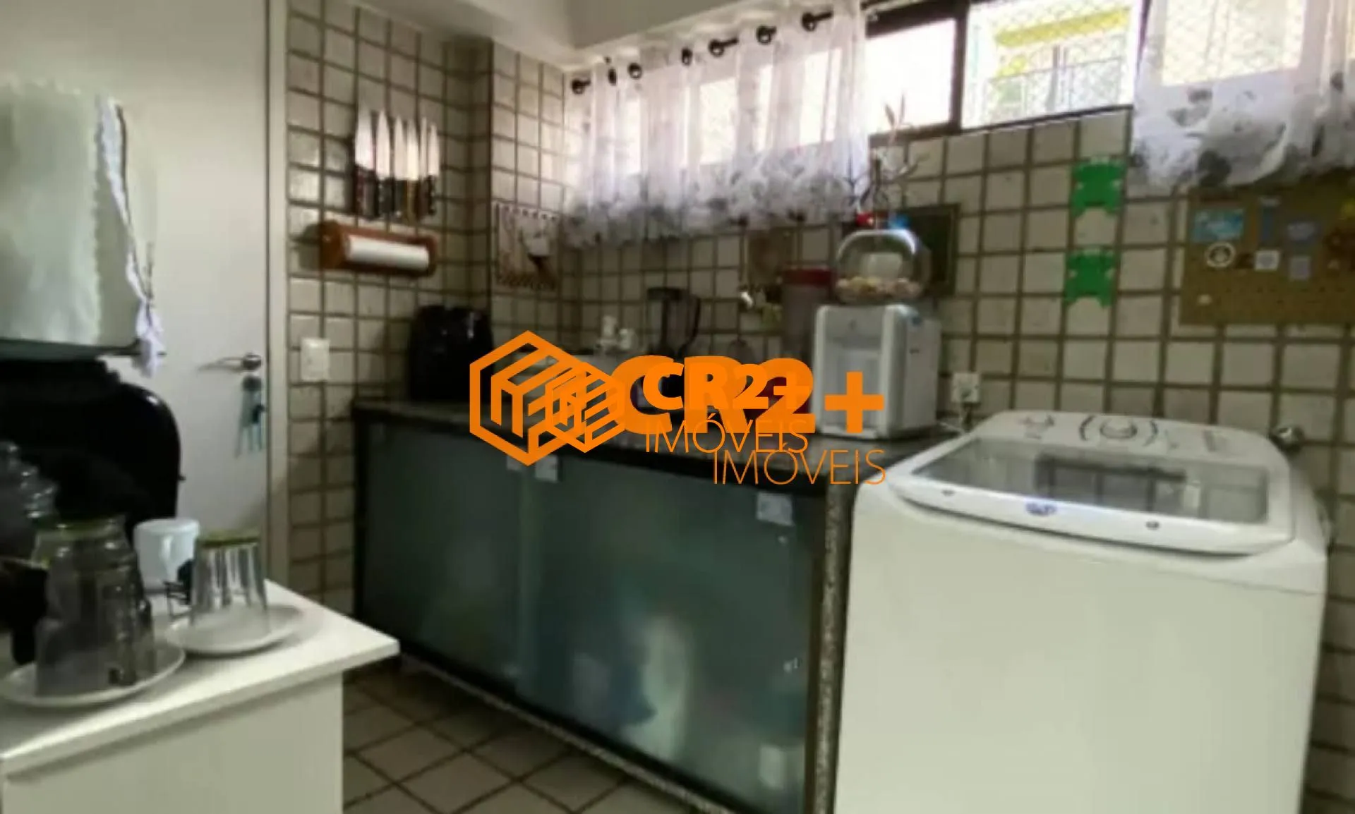 Imagem Apartamento a Venda 180m2 com 4 Quartos, 2 Suítes, em Candeias.