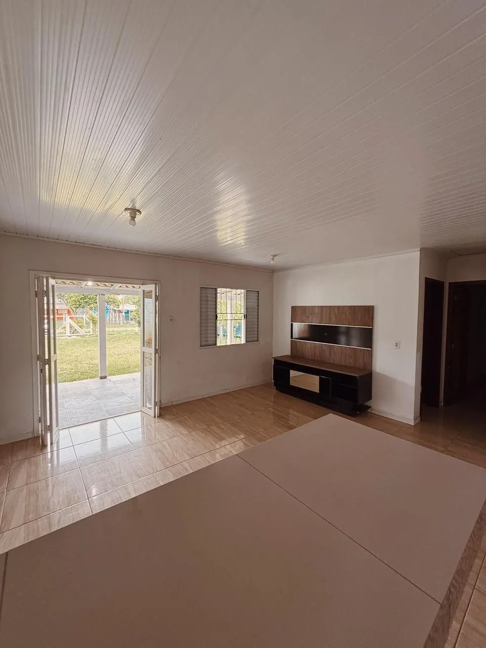 Imagem Casa à venda em Arroio do Sal, Praia Azul, com 1 quarto, 109,8m2
