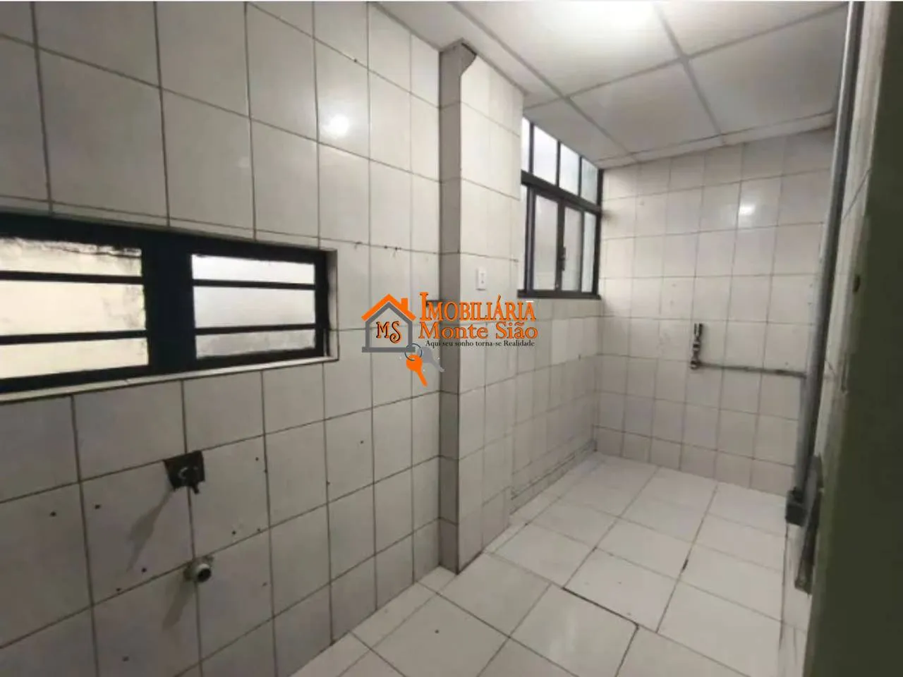 Imagem Salão à venda, 321 m² por R$ 1.010.000 - Jardim Álamo - Guarulhos/SP